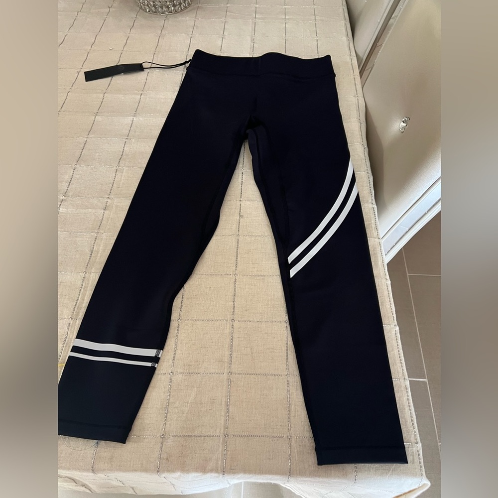 🆕 Noli Hype Reflective Legging - Picture 7 of 14